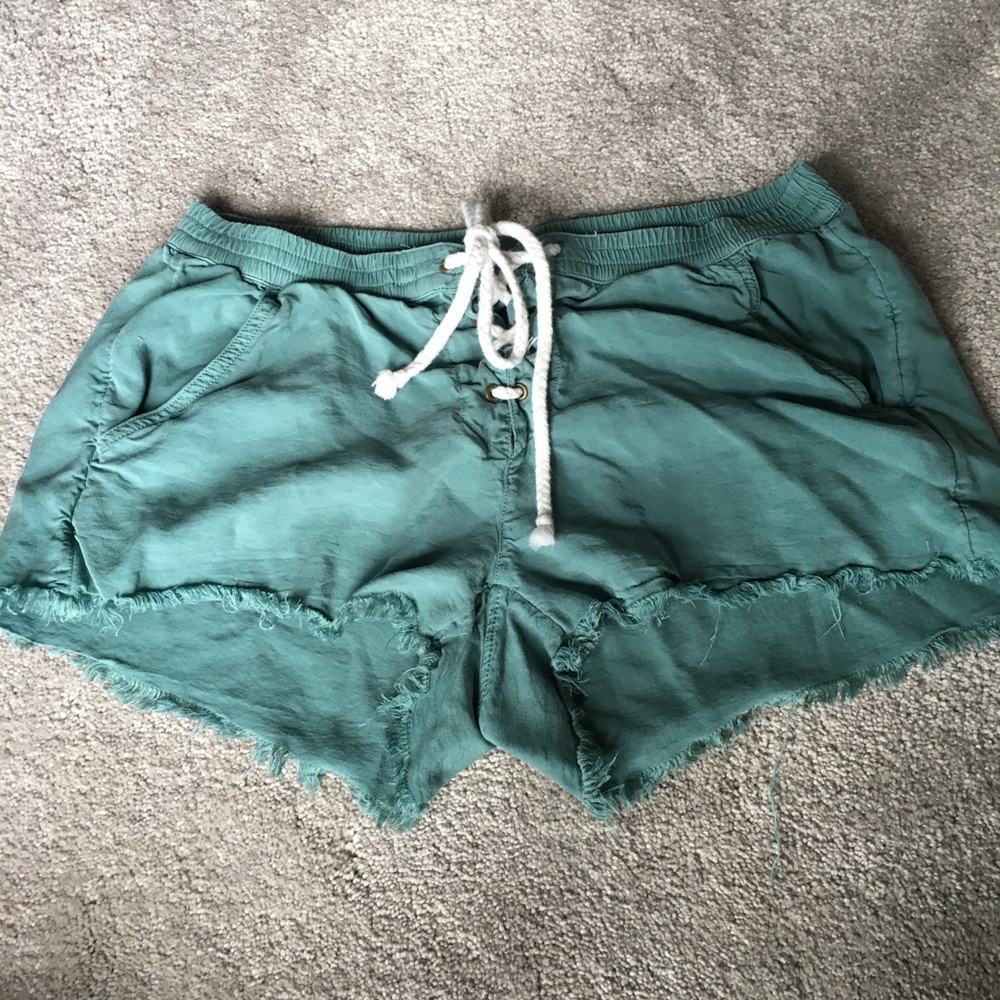 Aerie lace up easy short